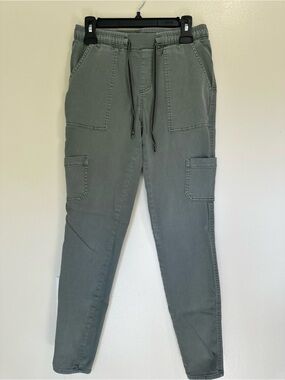 Women’s Olive Green Maurices Straight Leg Cargo Pant